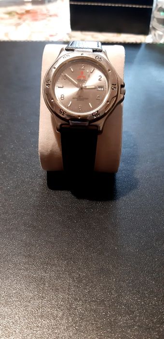 Рекламен часовник на Мицубиши