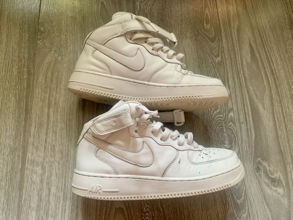 Nike Air Force 1 Mid AF1