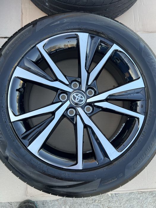 Vand jante toyota CHR 225 55 R18 dot 2024