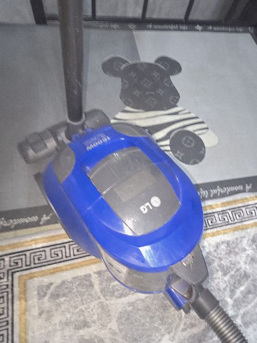 Продам пылесос в хорошем состоянии