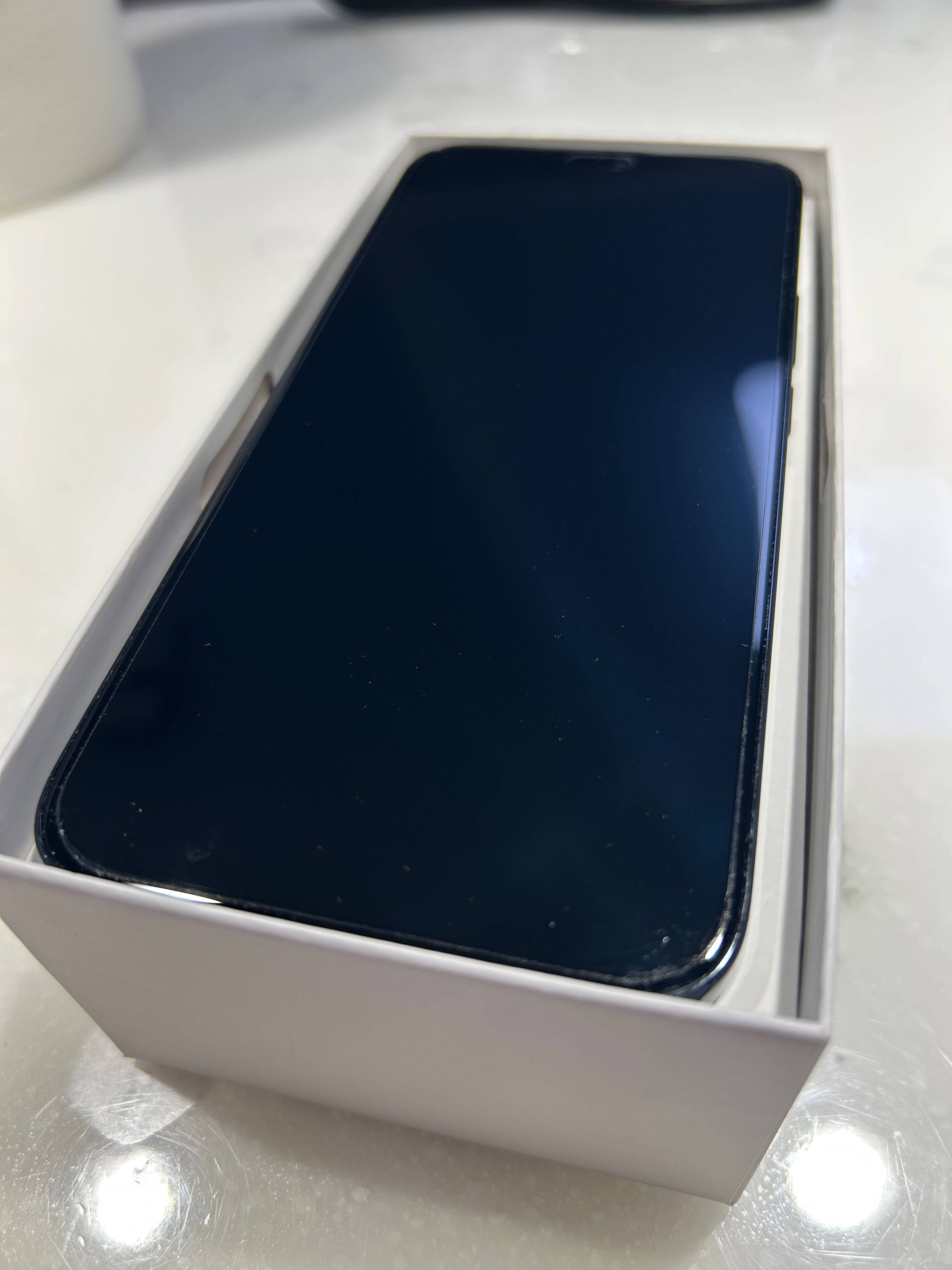 Продам HONOR X8c новый (как айфон)