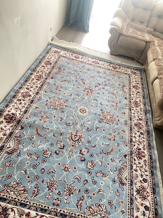 Продам ковёр 3на2