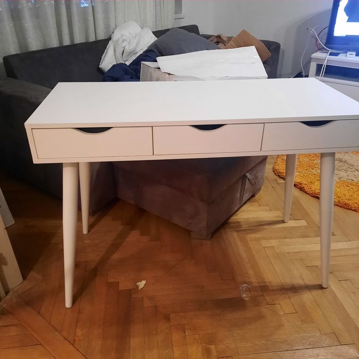 Ikea Masa TV  sau Birou