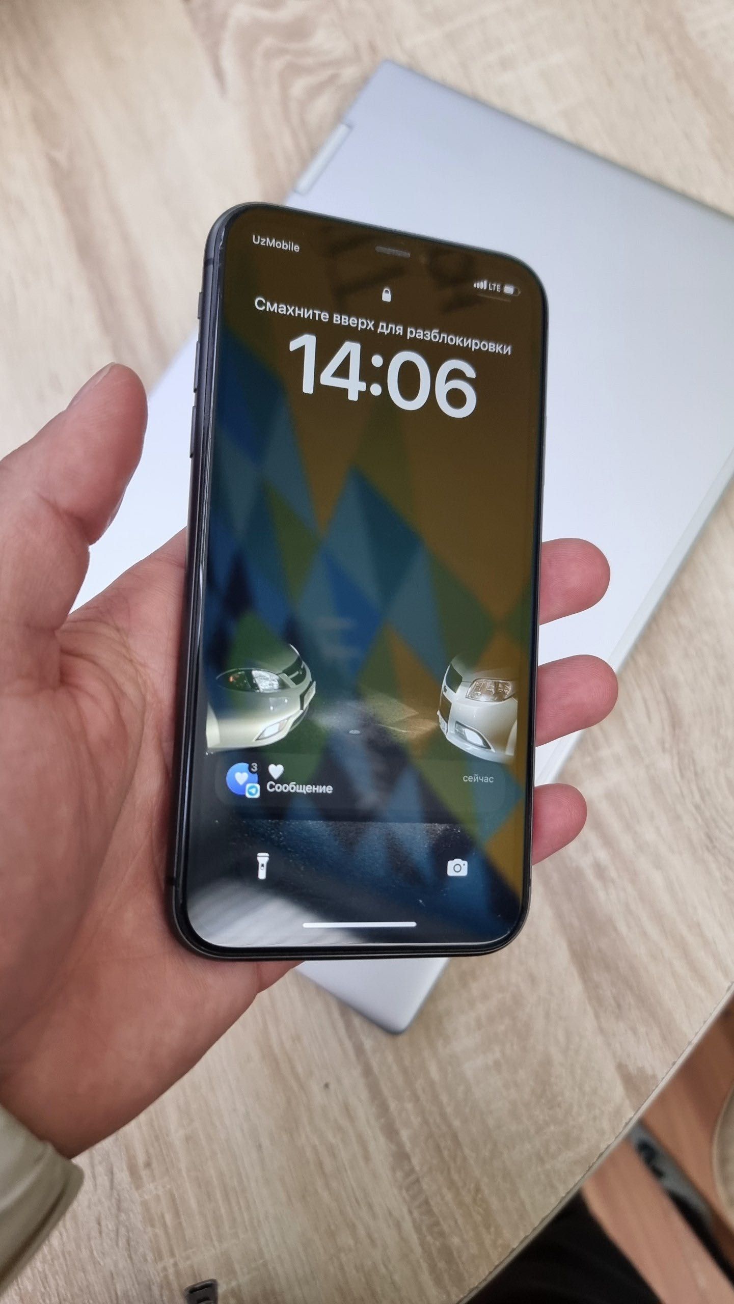 Iphone 11 LLA 64 gb