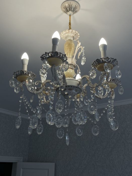 Люстра 6 рожковая