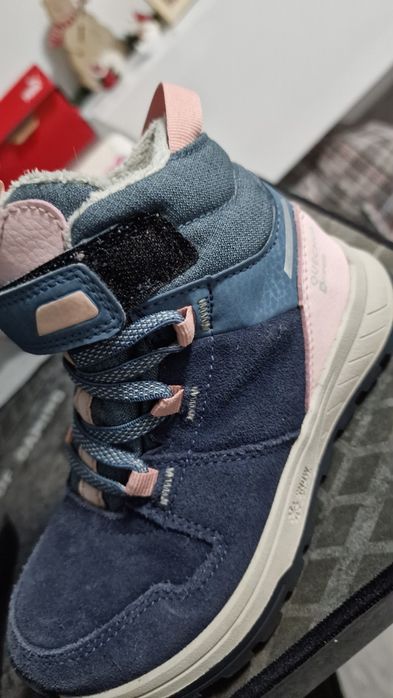 Ghete fetite decathlon sh500 roz