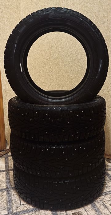 Зимняя шипованная резина R16