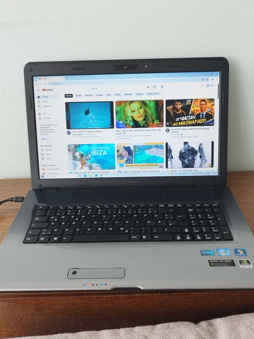 Геймърски - Medion 17,3" Intel i5, 6GB Рам, Nvidia 555M, SSD+HDD