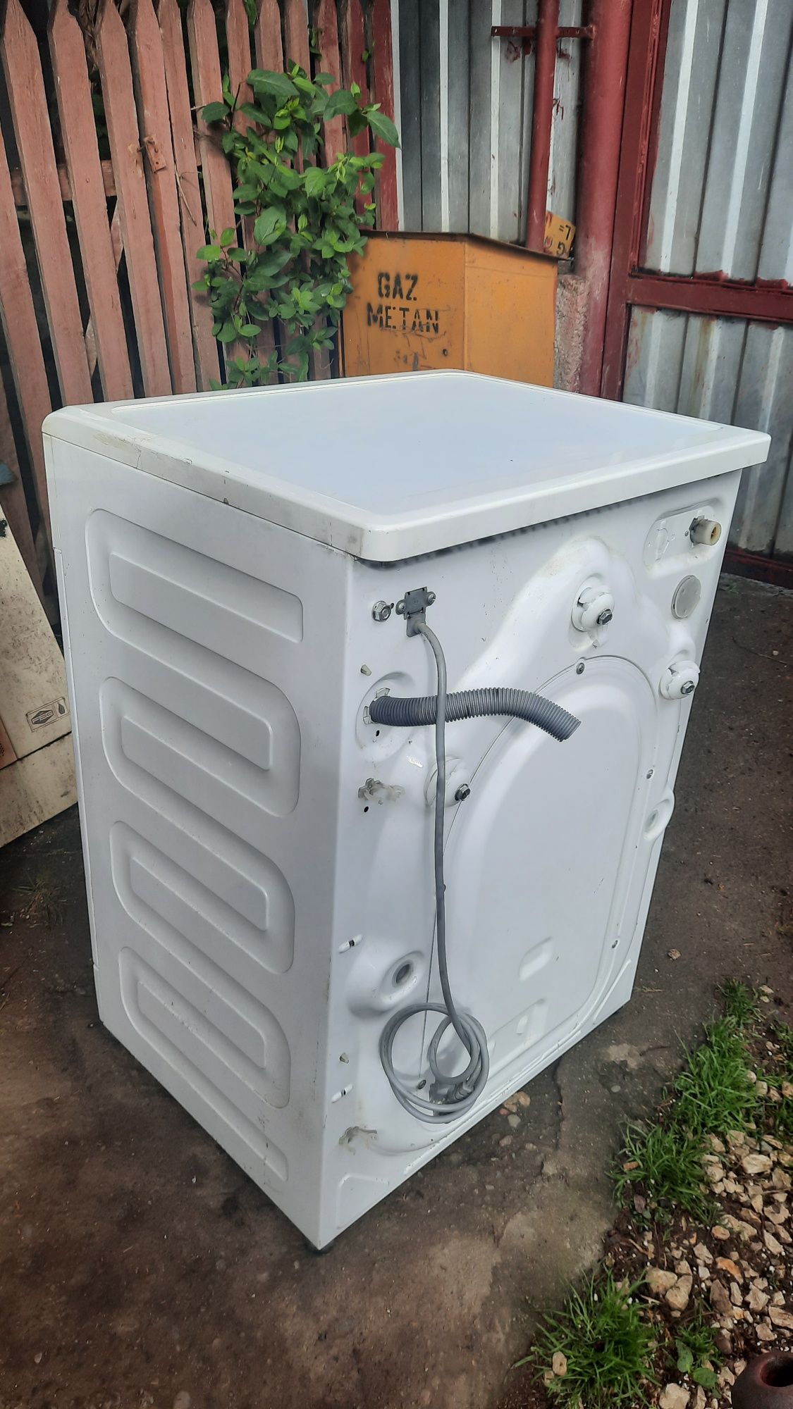 Mașina automat de spălat Beko.Model Wbm 7042 M