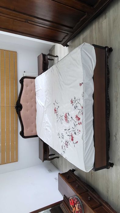 Mobila antica dormitor an 1920