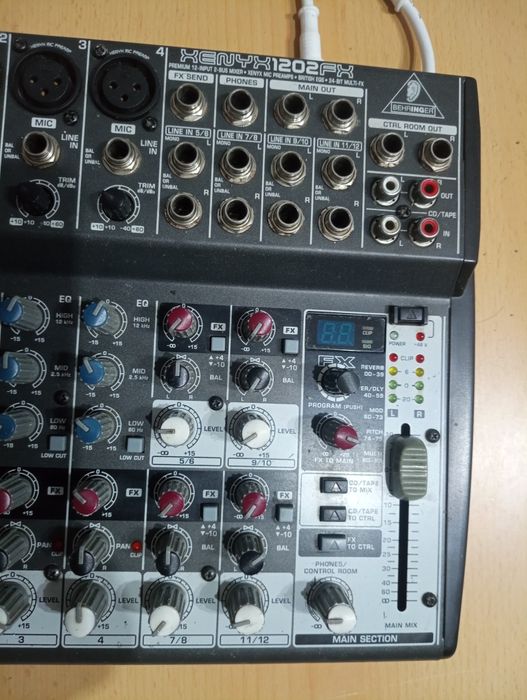 Mixer Behringer xenyx 1202fx, cu efecte