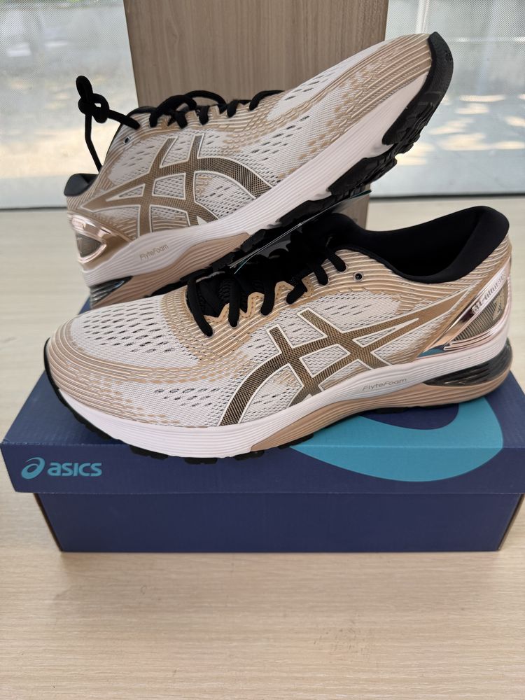 Маратонки ASICS GEL NIMBUS 21.Номер 44