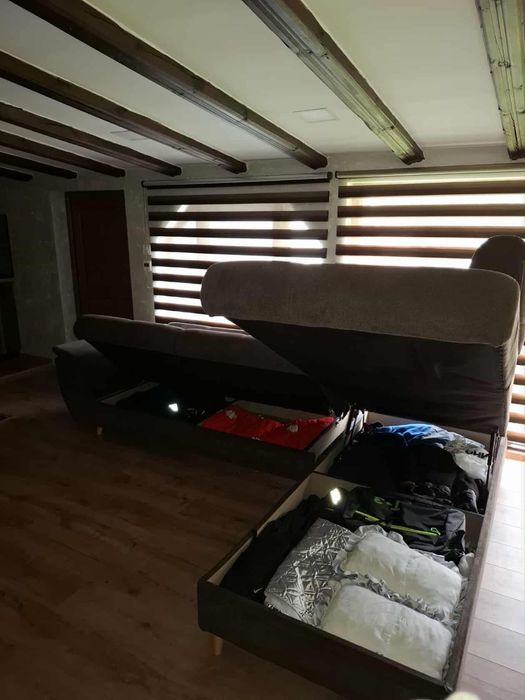 Диван кафяв с място отдолу