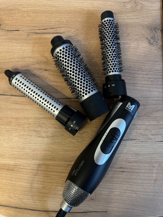 Фен + 3 насадки в комплекте