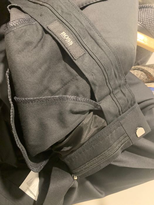 Costum negru ceremonie Hugo Boss