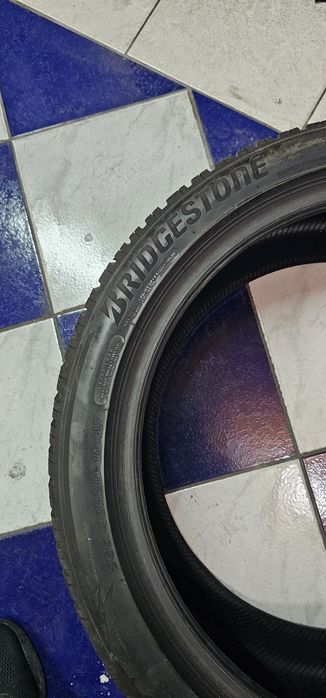 265 40 20 bridgestone