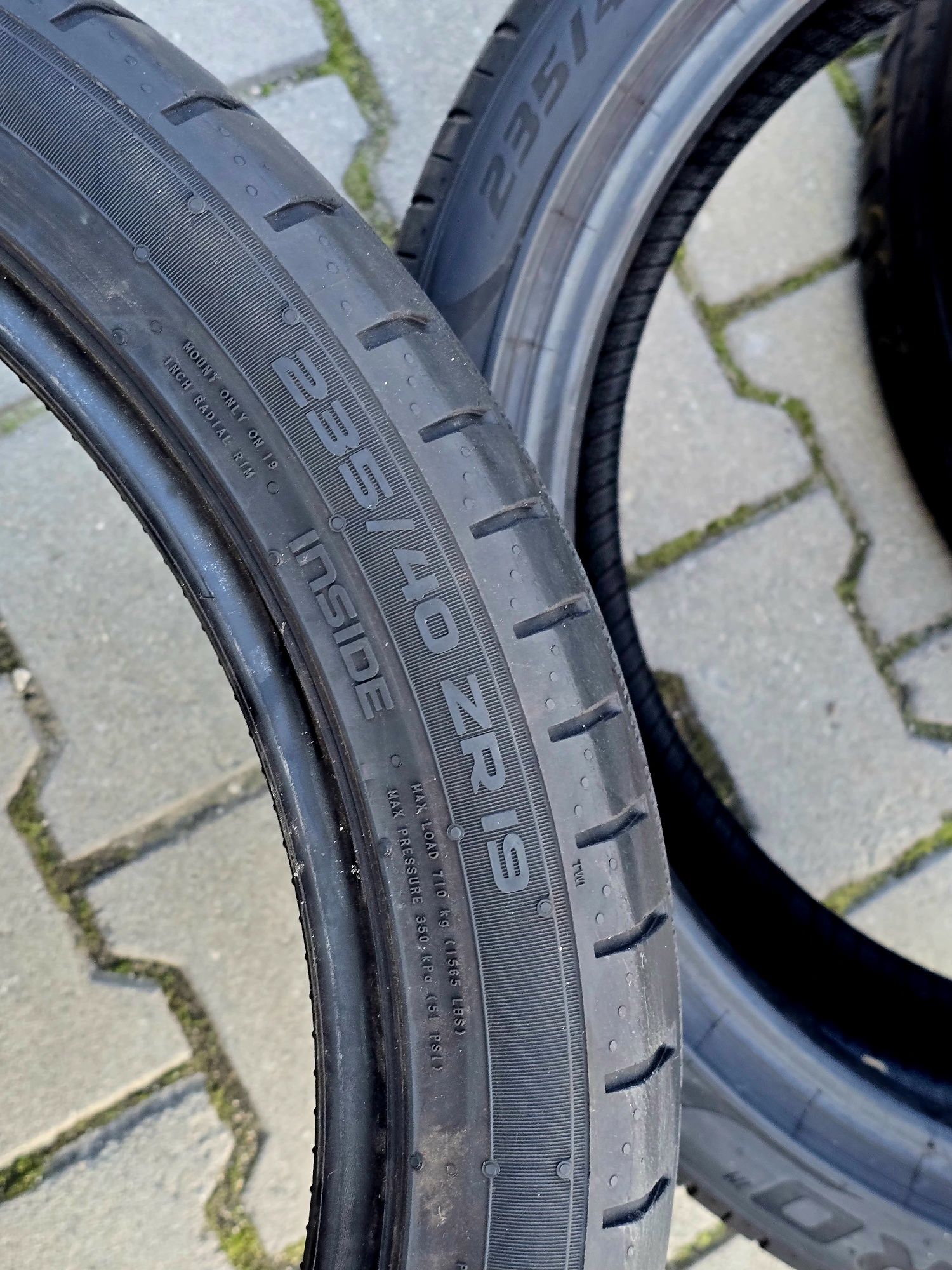 235 40 19 Nokian