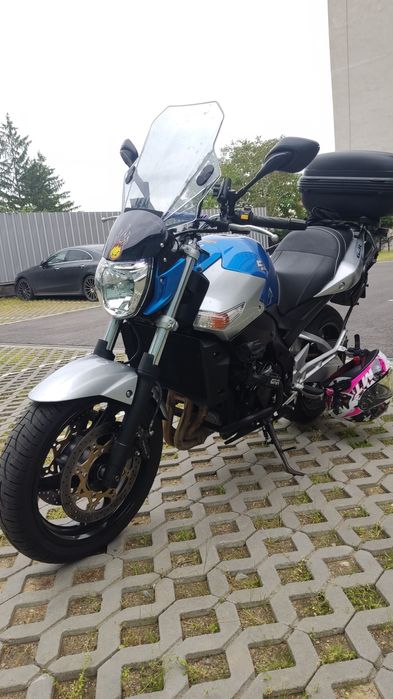 Suzuki gsr600 an 2009