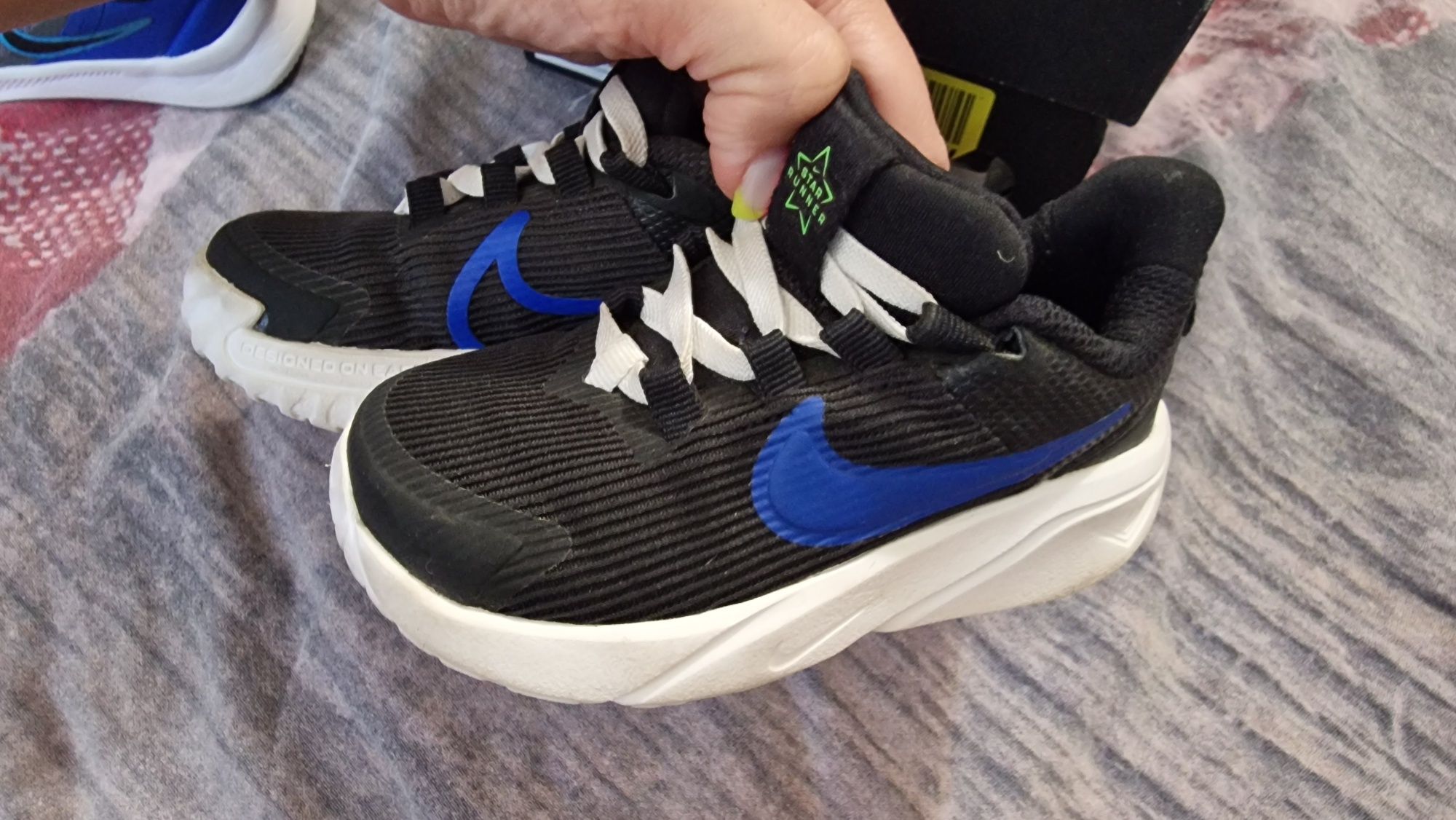 Лот от бебешки обувки Nike и сандали Tommy hilfiger