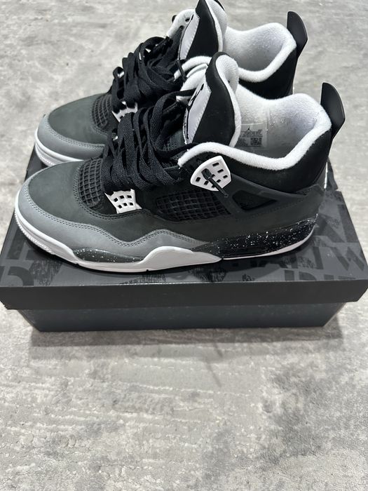 jordan 4 fear marimea 43