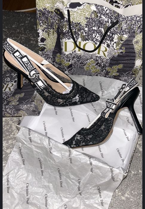 Pantofi Dior pe comanda