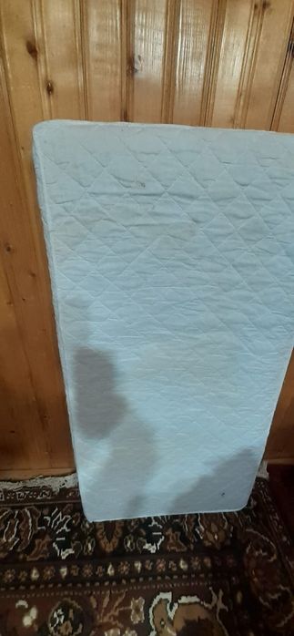 Vând saltea pat copii