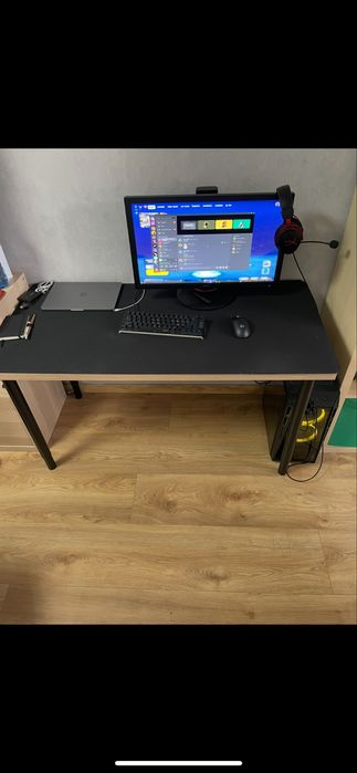 Страхотен Геймърски Компютър!