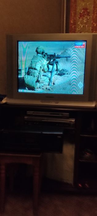 Телевизоры 72", 54"
