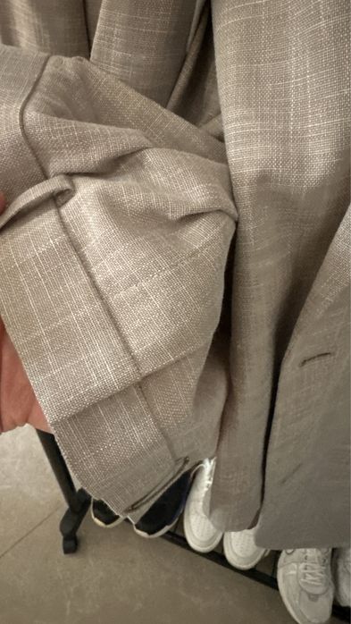 Costum Issac Dewhirst