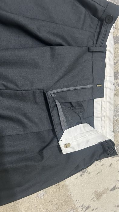 Продаются серые брюки