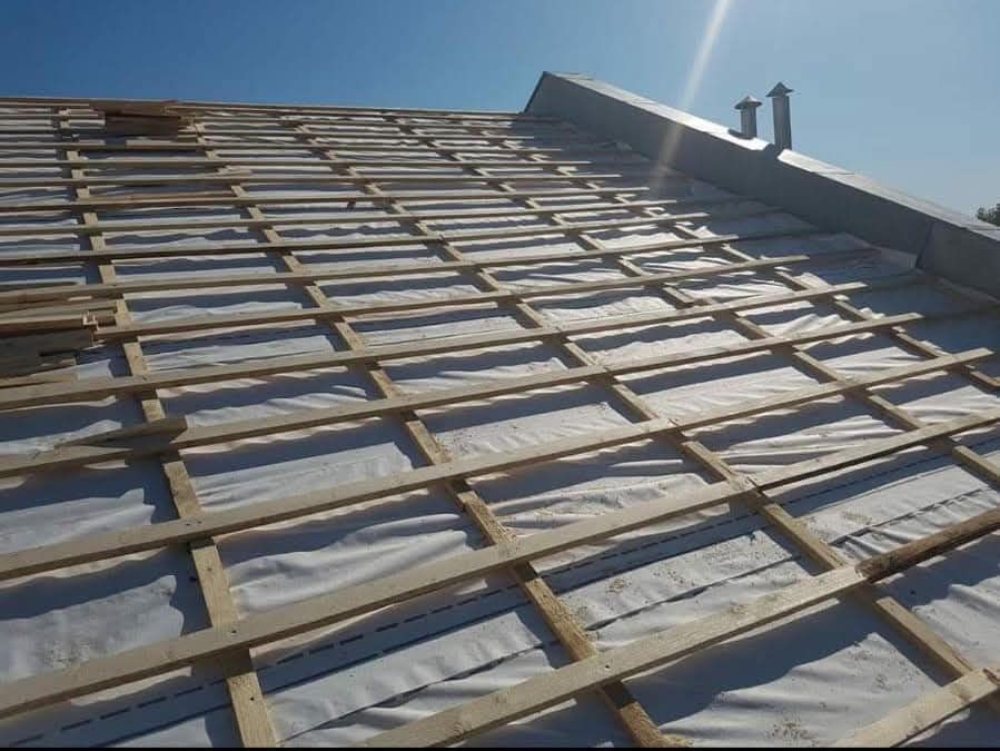Executăm  Acoperișuri și Mansardari sistem complet terase