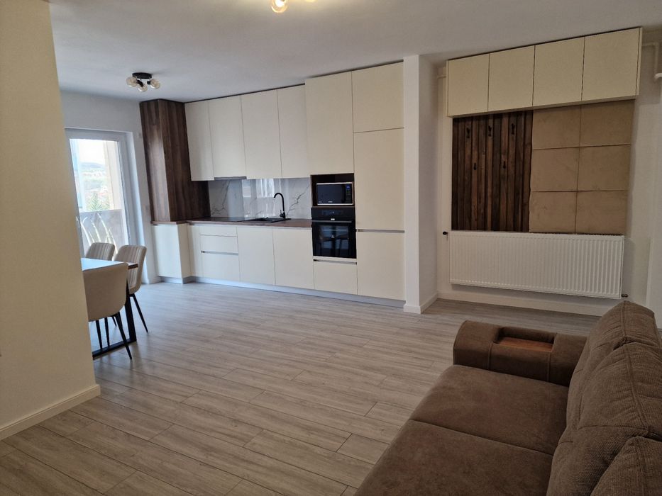 Apartament nou+parcare, zona pompieri ,ISU // închiriere
