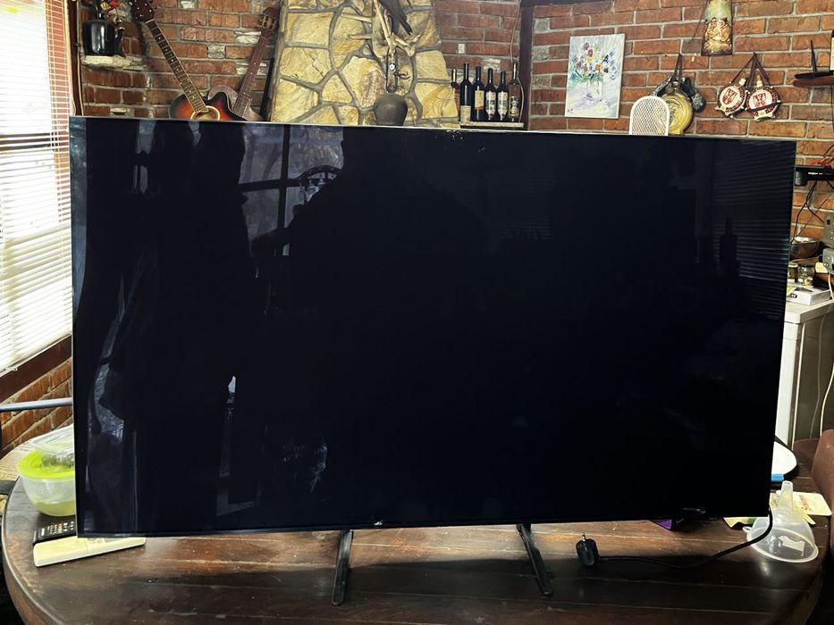 Телевизор Samsung S90C 55 инча - работещ, за части