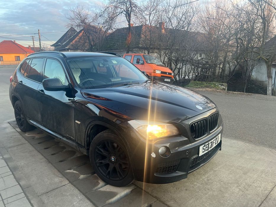 Dezmembrez BMW X1  e84 M pachet x drive  2.0 diesel  model 2012