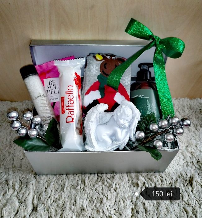 Cutii festive pentru Sărbători