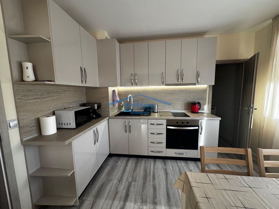 Дава се под наем Двустаен апартамент в София, Слатина - 63 кв.м за 629.85 € - Снимка #2