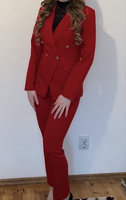 Costum cu Pantaloni Lungi