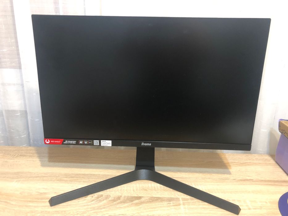 Продавам Монитор IIyama 24”