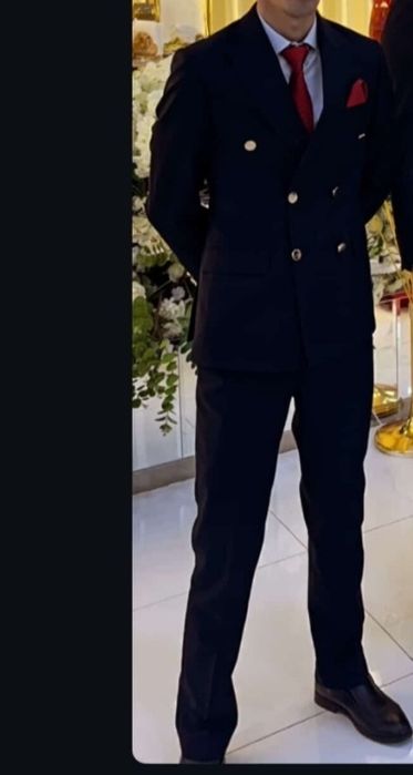 Костюм тройка размер 44