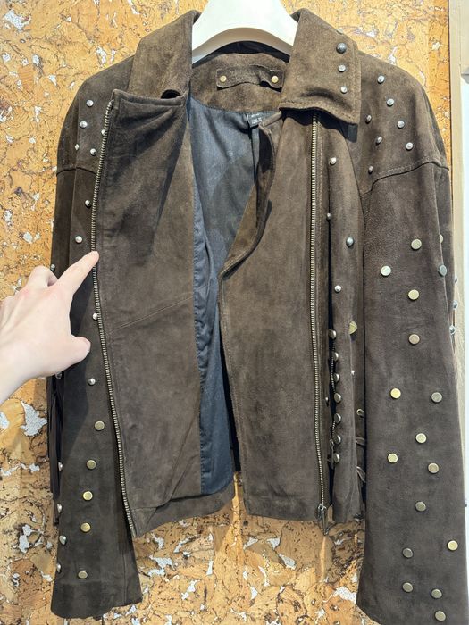 Geaca de piele intoarsa