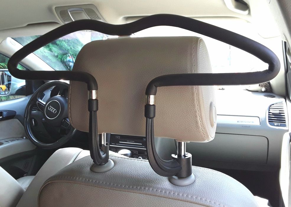 UMERAȘE AUTO din metal cu material antialunecare cu fixare pe tetiera