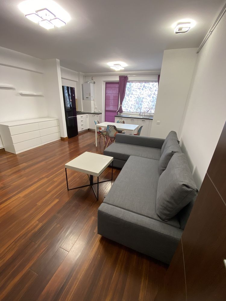 Închiriez apartament modern 2 camere cu loc de parcare, Doamna Stanca