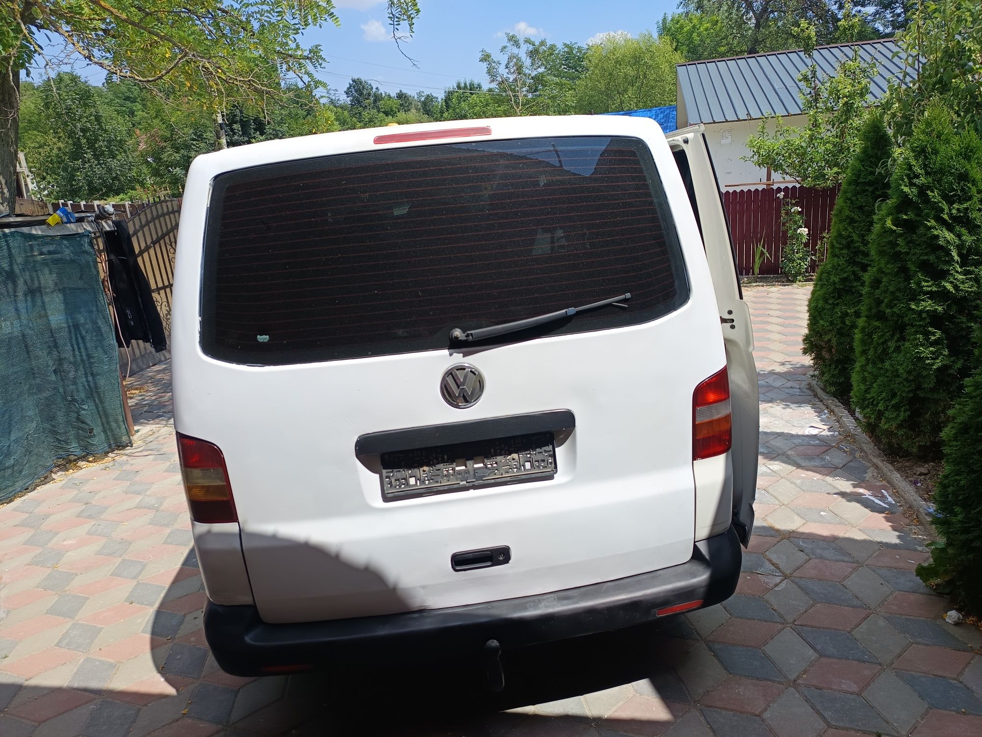 Vând Transporter T5 an fabricație 2004