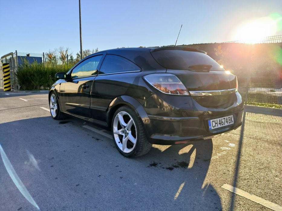 OPEL ASTRA GTC 1.9 Facelift