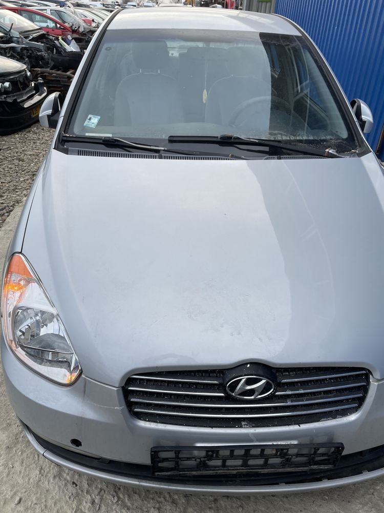 Injectoare Hyundai Accent 1.5 crdi /2008