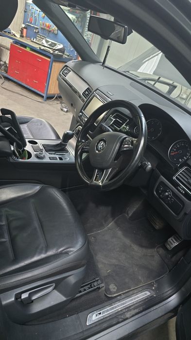 Dezmembrez touareg 7p facelift jante roti iarna 255 60 17 anvelope noi