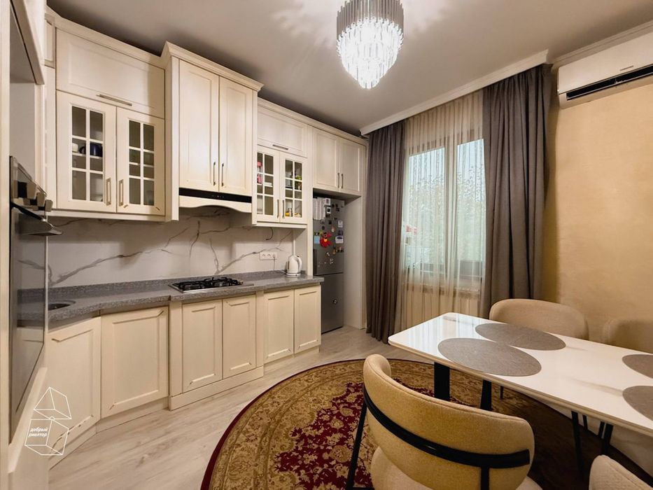 Продаётся КВАРТИРА 3/4/7 на 105м2 ЖК "Янги Дархан" Ор-р: ул. Аккурган