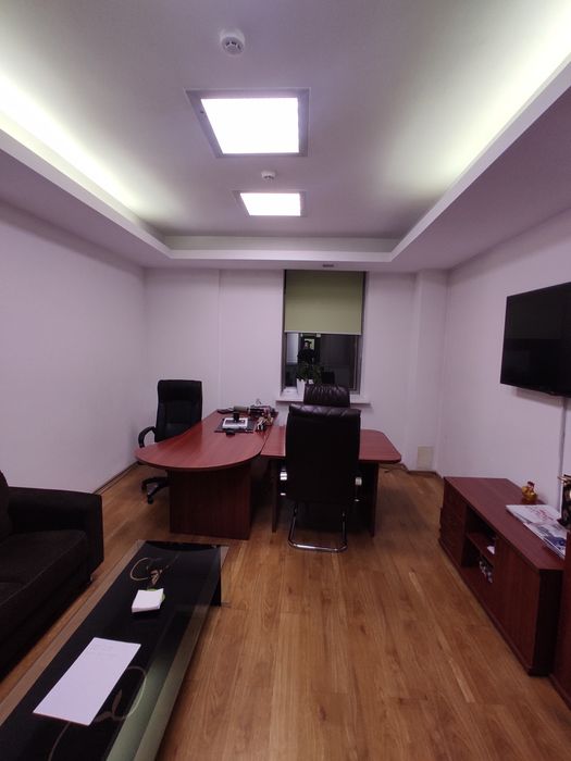 Продается мебель под офис