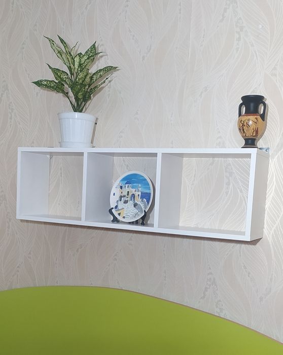 Полка навесная новая