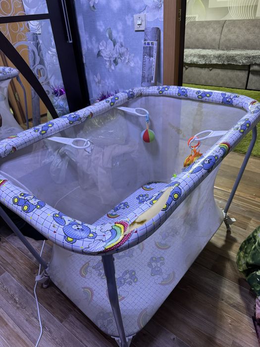 Продам манеж, шезлонг и игровой коврик